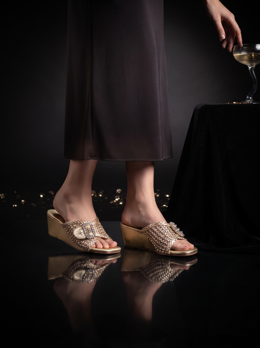 Goldie Wedges