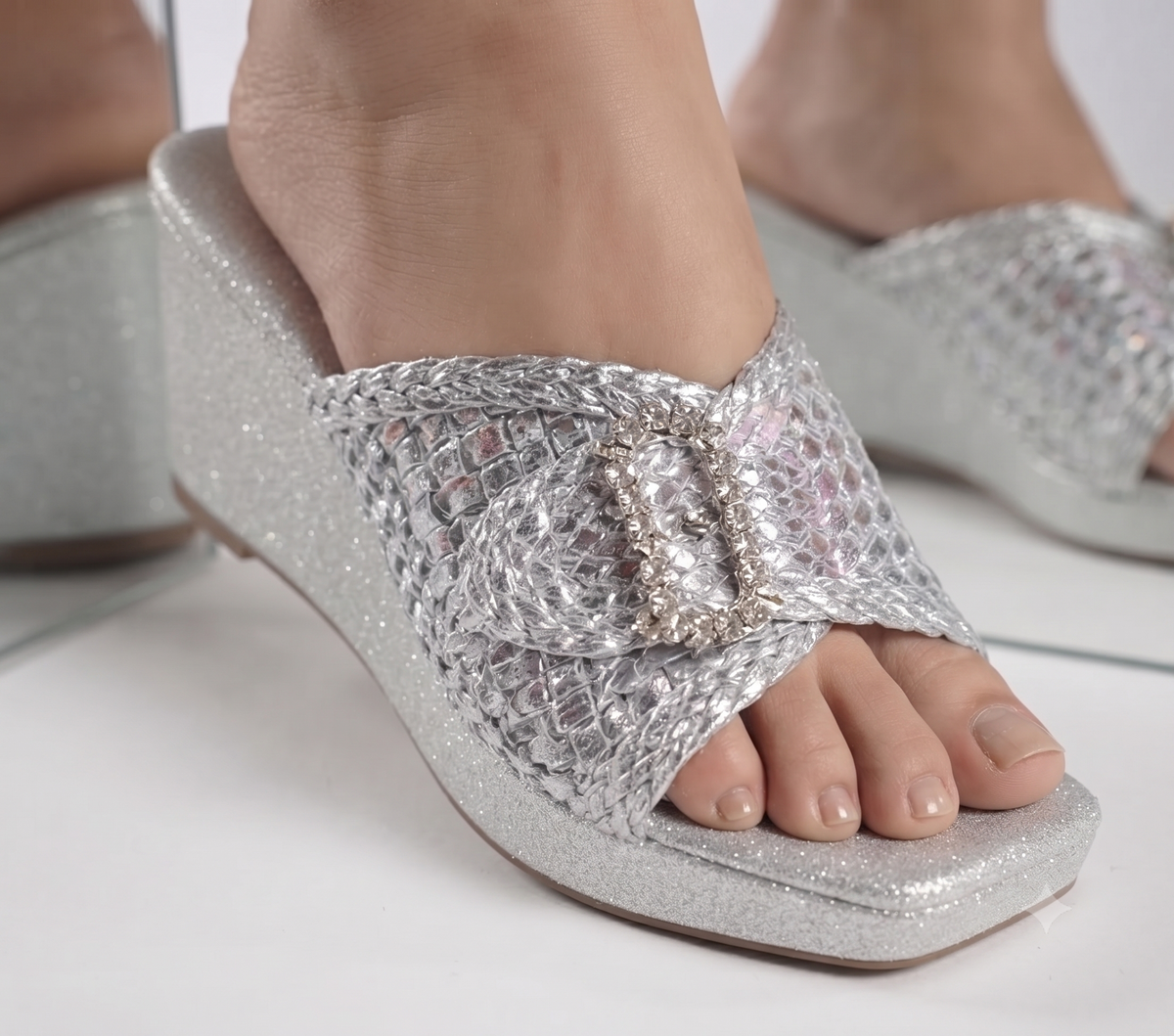 Luna Silver Wedges