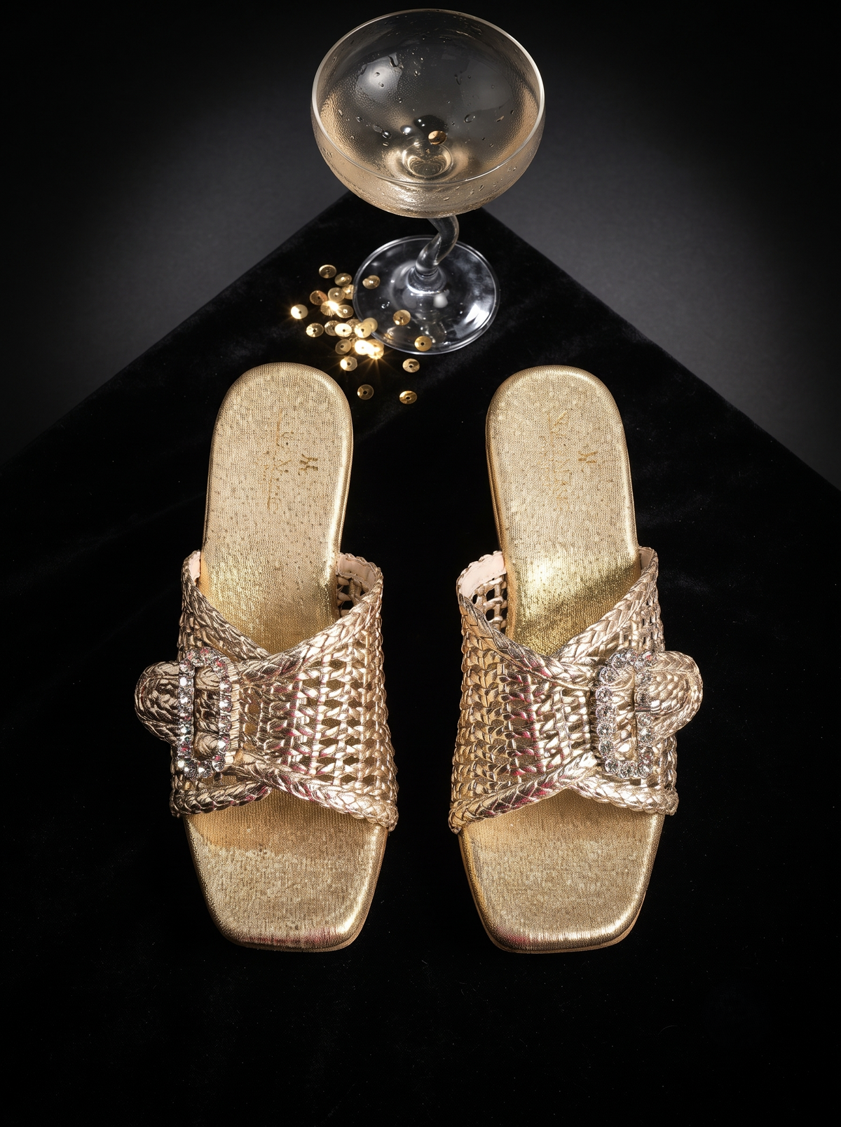 Goldie Wedges